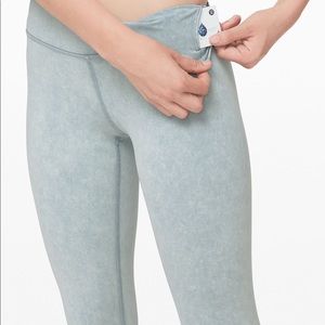 Wonder Under High-Rise Right 28" SNOW WASHED